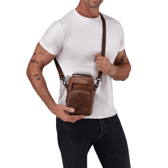 Brando James 3353 Leather crossbody brown lifestyle png